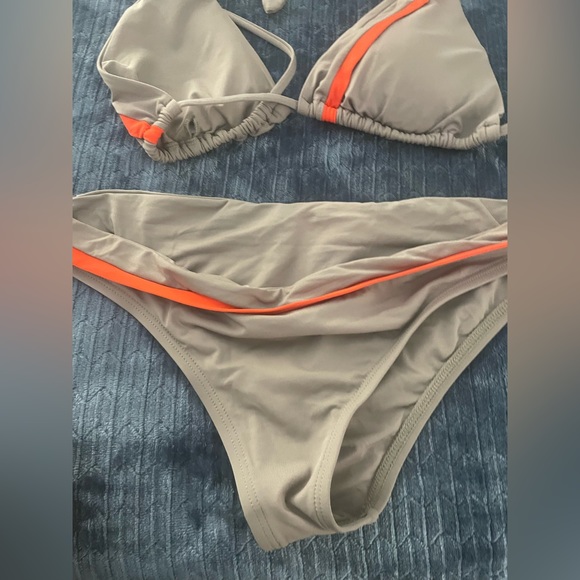 Bikini color nude+ coral -size Large - Picture 3 of 3